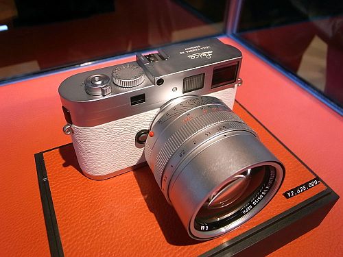 Белая Leica M9-P